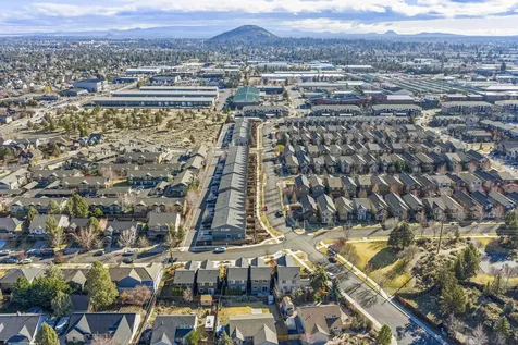 20786 Comet Lane Bend OR 97701