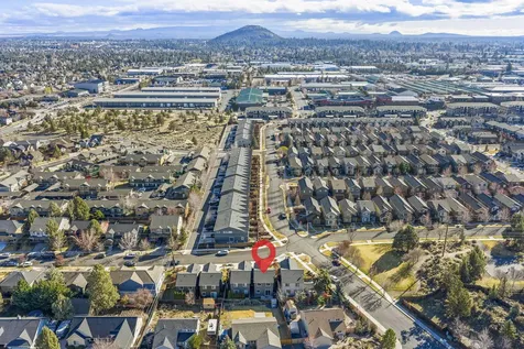 20786 Comet Lane Bend OR 97701