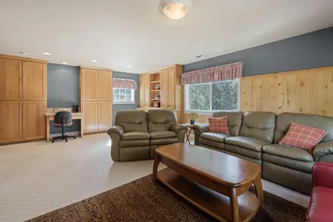 61288 King Saul Avenue Bend OR 97702
