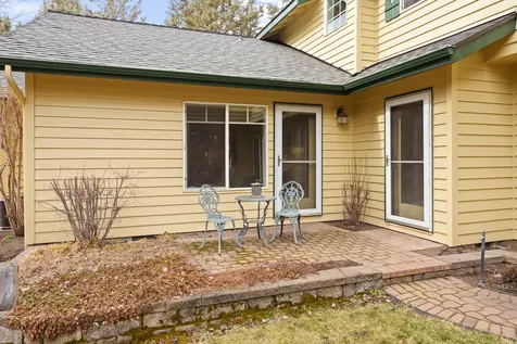 61288 King Saul Avenue Bend OR 97702