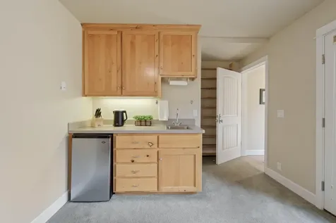 61288 King Saul Avenue Bend OR 97702