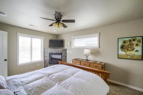 411 NW 25th Street Redmond OR 97756