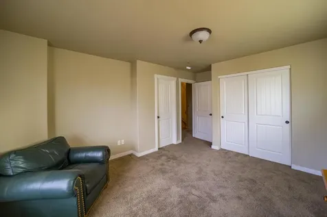 411 NW 25th Street Redmond OR 97756
