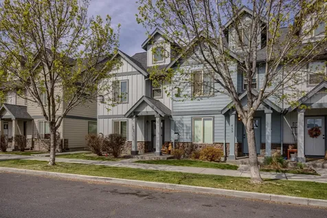 411 NW 25th Street Redmond OR 97756