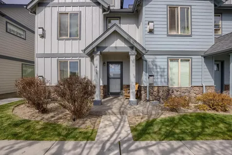 411 NW 25th Street Redmond OR 97756