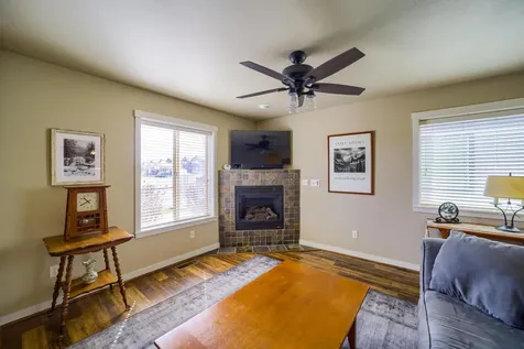 411 NW 25th Street Redmond OR 97756