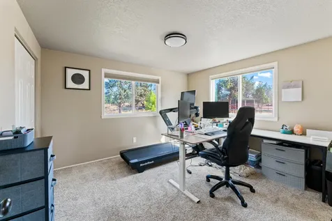 1923 NE Upas Avenue Redmond OR 97756