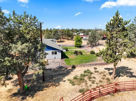 1923 NE Upas Avenue Redmond OR 97756