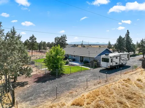 1923 NE Upas Avenue Redmond OR 97756