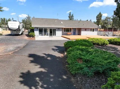 1923 NE Upas Avenue Redmond OR 97756