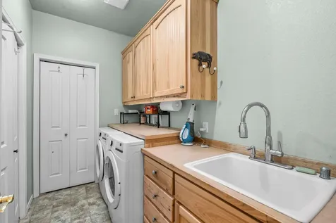 14300 SW Chickadee Road Terrebonne OR 97760