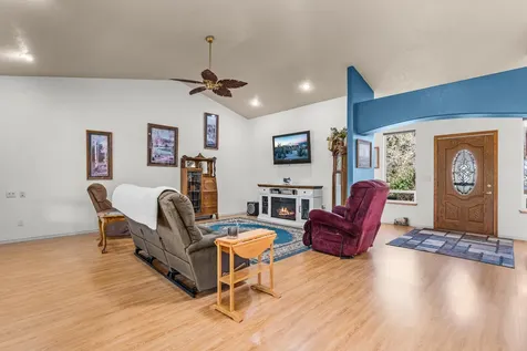 14300 SW Chickadee Road Terrebonne OR 97760