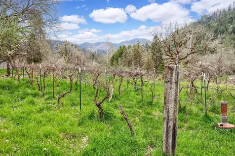 13645 E Evans Creek Road Rogue River OR 97537