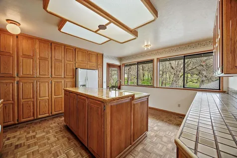 13645 E Evans Creek Road Rogue River OR 97537