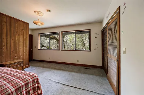 13645 E Evans Creek Road Rogue River OR 97537