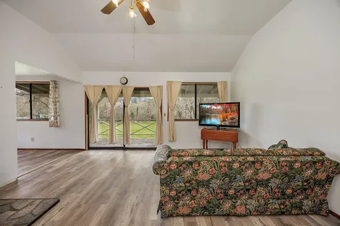 13645 E Evans Creek Road Rogue River OR 97537
