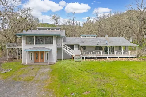 13645 E Evans Creek Road Rogue River OR 97537