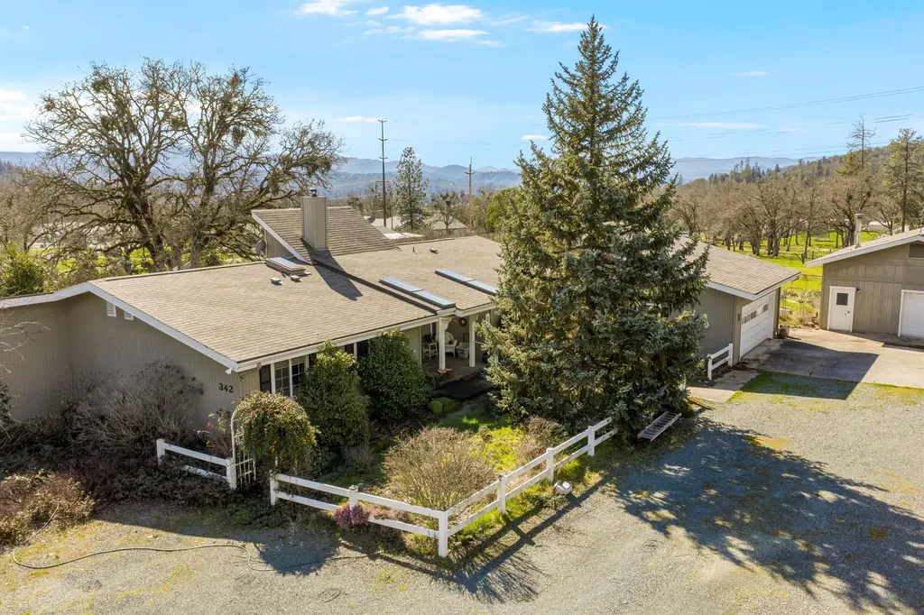 342 Buysman Way Grants Pass OR 97526