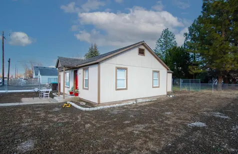 398 SE Court Street Prineville OR 97754