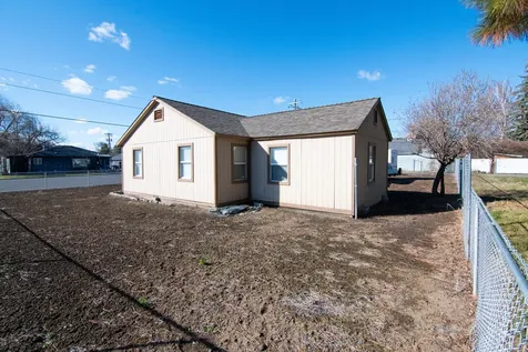 398 SE Court Street Prineville OR 97754