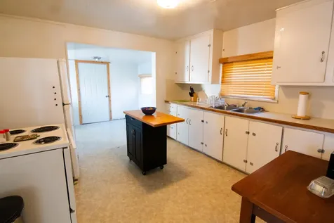 398 SE Court Street Prineville OR 97754
