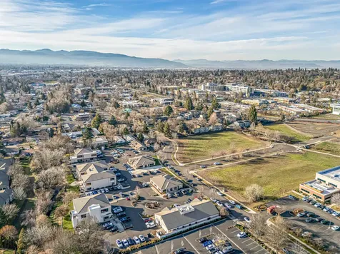3144 State Street Medford OR 97504