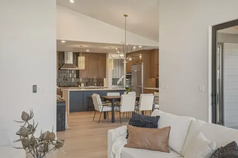 62475 NW Woodsman Loop Bend OR 97703