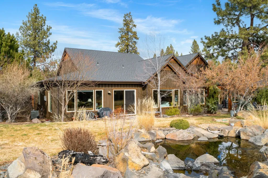 18667 Coffee Court Bend OR 97702