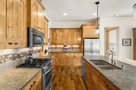 18667 Coffee Court Bend OR 97702
