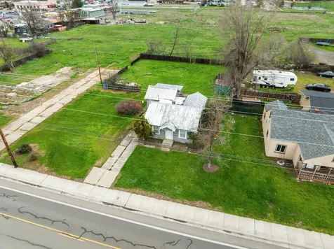 59 Lozier Lane Medford OR 97501