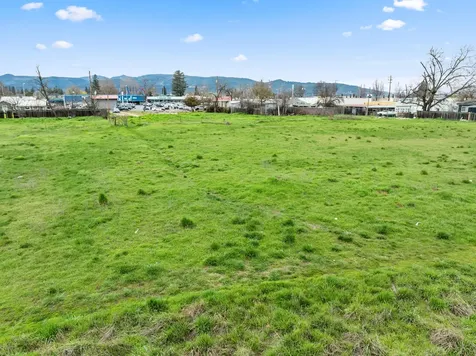 59 Lozier Lane Medford OR 97501