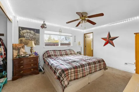 621 S Shasta Avenue Eagle Point OR 97524
