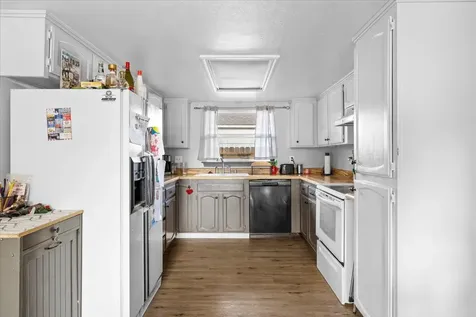 621 S Shasta Avenue Eagle Point OR 97524