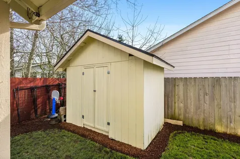 4820 Rebecca Street NE Salem OR 97305