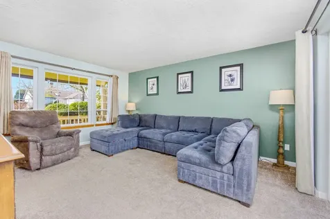 4820 Rebecca Street NE Salem OR 97305