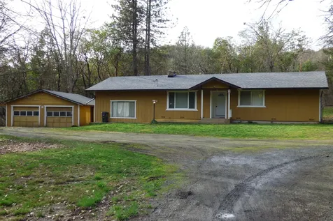 4704 Cloverlawn Drive Grants Pass OR 97527
