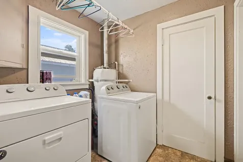10403 Matney Way Klamath Falls OR 97603