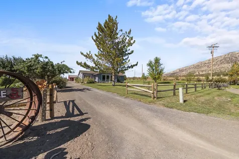 10403 Matney Way Klamath Falls OR 97603