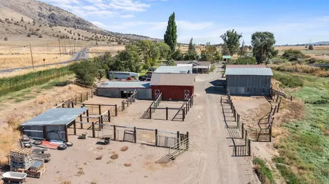 10403 Matney Way Klamath Falls OR 97603