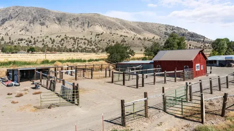 10403 Matney Way Klamath Falls OR 97603