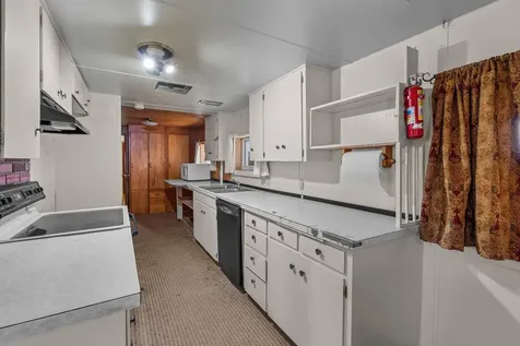 2748 NE Loucks Road Madras OR 97741