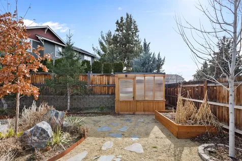 20739 NE Angora Court Bend OR 97701