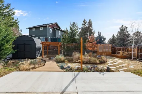 20739 NE Angora Court Bend OR 97701
