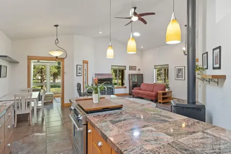 16844 Brenda Drive Bend OR 97707