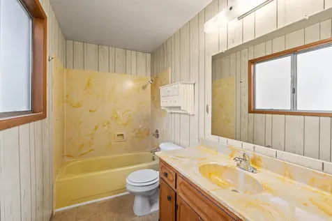 837 S Royal Avenue Eagle Point OR 97524