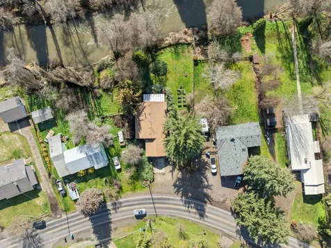 837 S Royal Avenue Eagle Point OR 97524