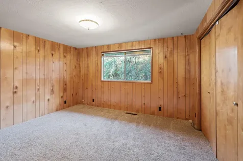 837 S Royal Avenue Eagle Point OR 97524