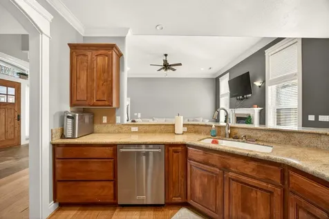 1617 Tennessee Lane Central Point OR 97502