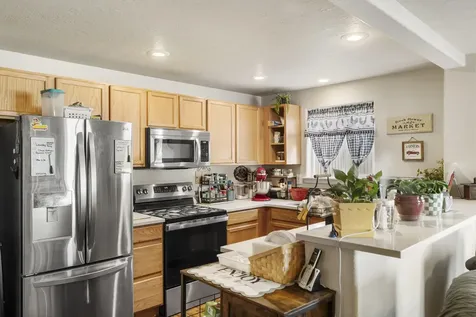 2228 SW 23rd Street Redmond OR 97756