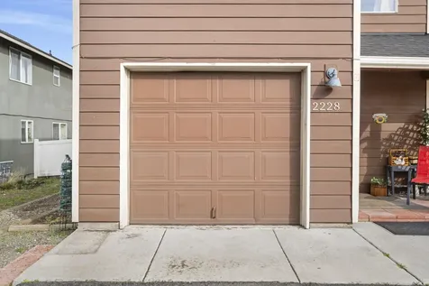 2228 SW 23rd Street Redmond OR 97756